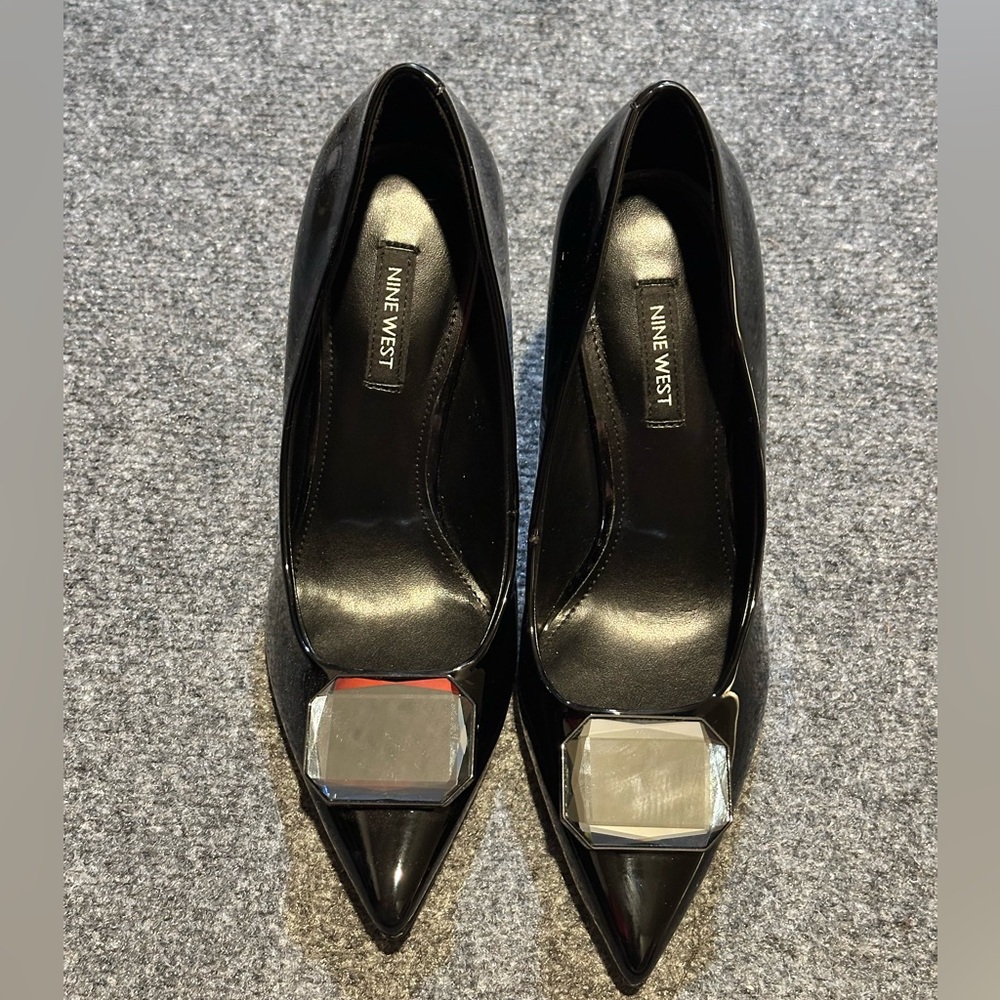 Nine West Glossy Black Heels with Metallic Detail